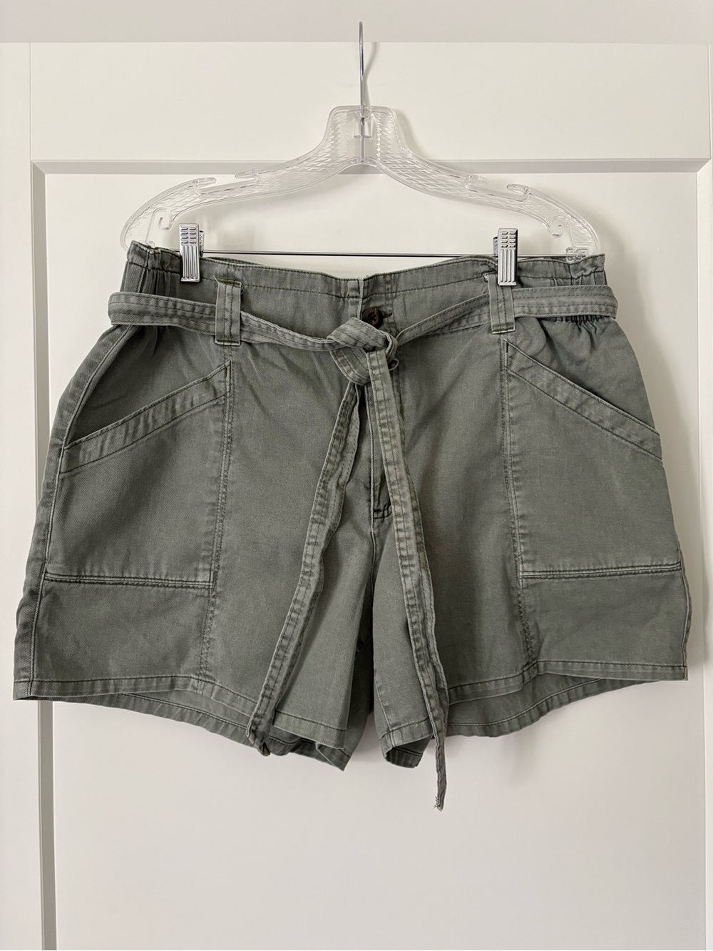Old Navy Olive Tie-Waist Shorts